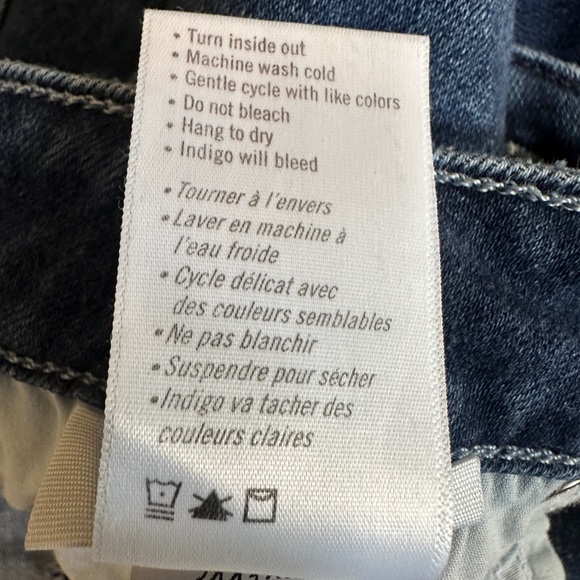 PAIGE Amber Mid Rise Straight Leg in Aegean Distressed - 30 - Picture 12 of 13